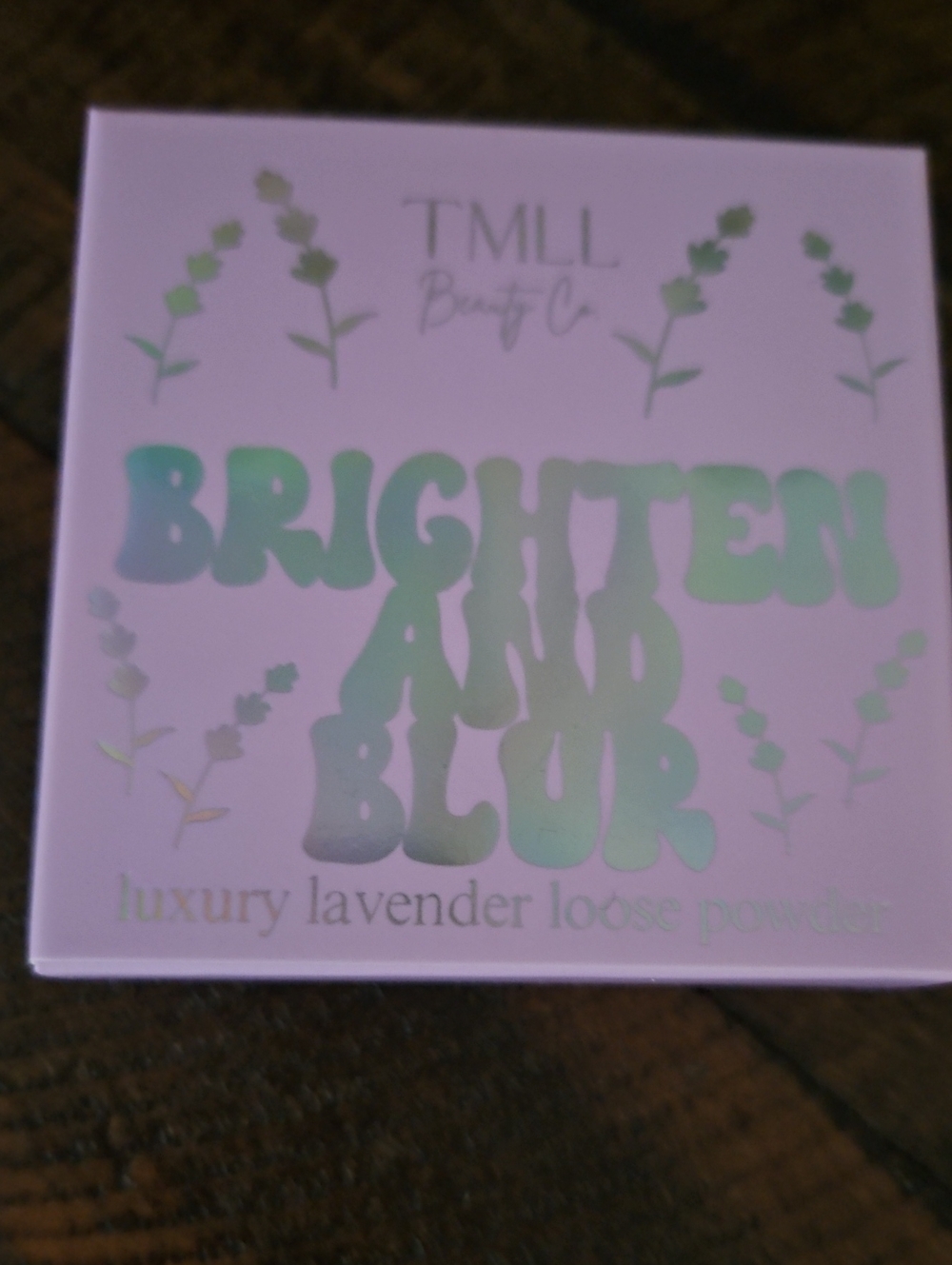 Brighten and Blur Luxury Lavender Loose Powder